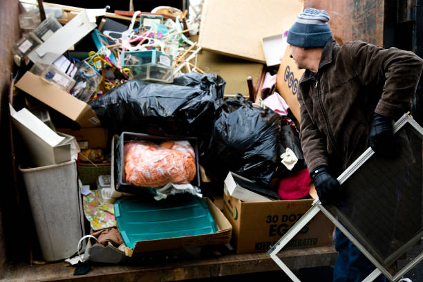 Best Retail Junk Removal  in Topeka, IN